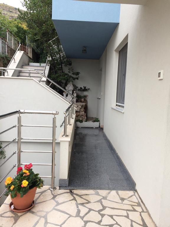 Apartmani Mane Traù Esterno foto