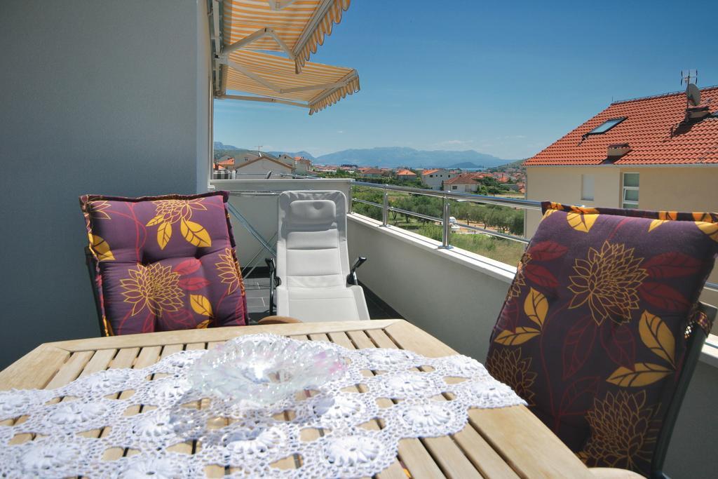 Apartmani Mane Traù Esterno foto